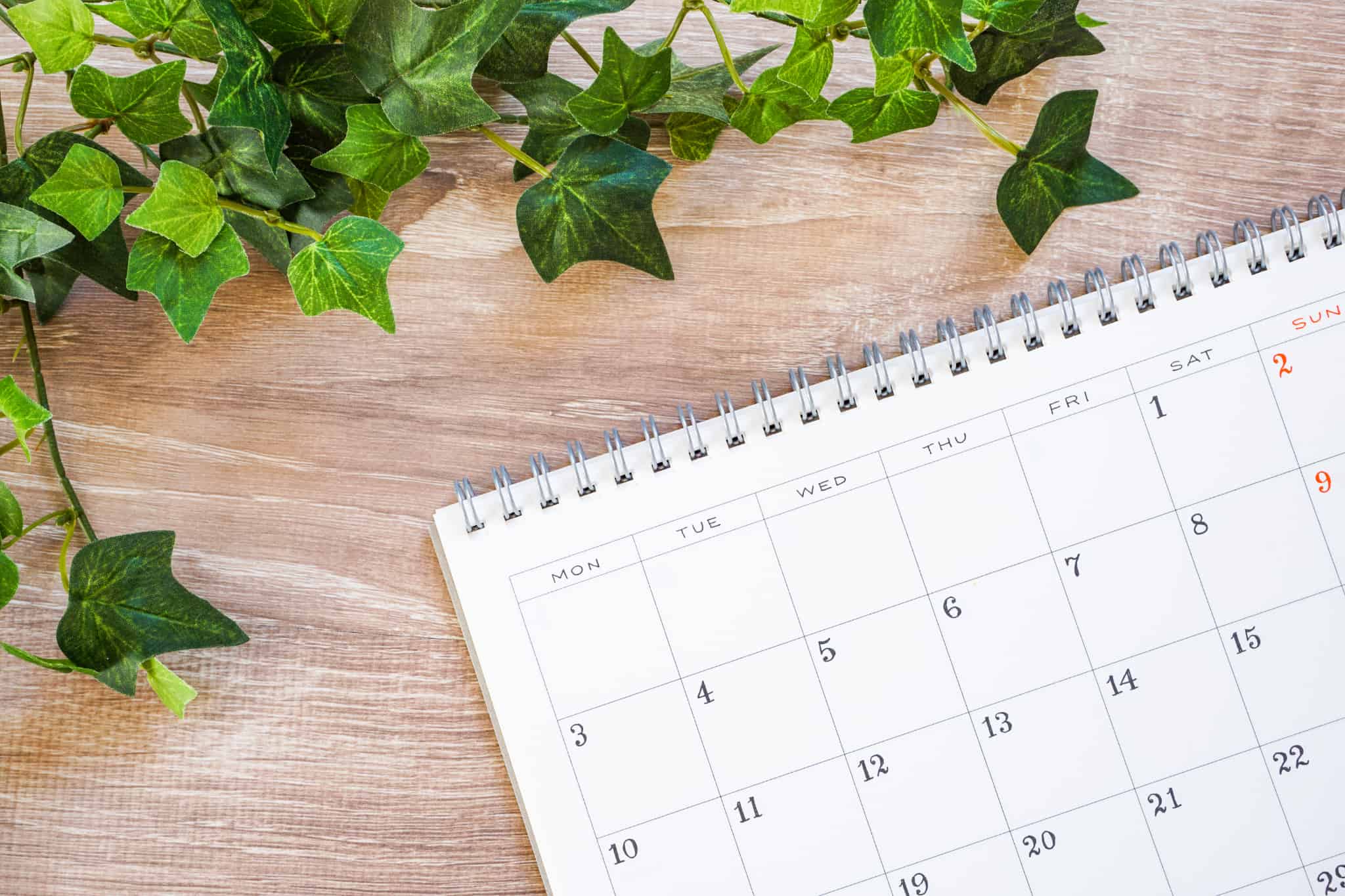 喫煙者がホワイトニングで歯が白くなるまでの期間を示すカレンダー