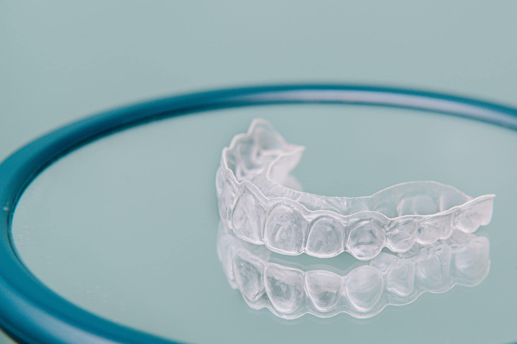 歯の矯正に使用するマウスピース